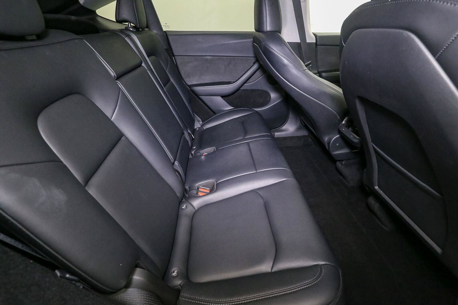 Used 2023 Tesla Model Y Long Range AWD/4WD image 21