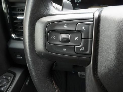 Used 2023 GMC Sierra 1500 AT4 w/ AT4 Premium Package AWD/4WD image 18