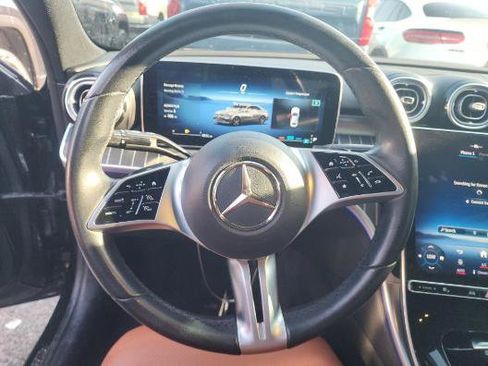 Used 2022 Mercedes-Benz C 300 Sedan w/ Exclusive Trim Package image 5