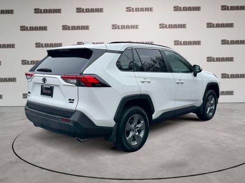 Used 2025 Toyota RAV4 XLE w/ Convenience Package image 5