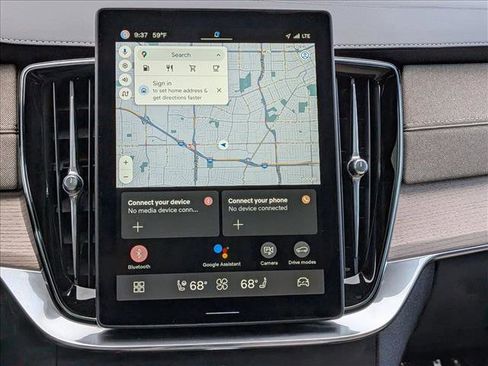 New 2025 Volvo XC90 B5 Core w/ Protection Package Premier image 13