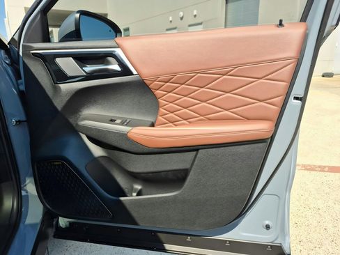 New 2025 Mitsubishi Outlander SEL image 30