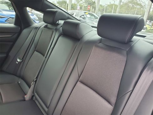 Used 2022 Honda Accord Sport image 12