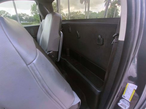Used 2017 RAM 1500 Tradesman RWD image 16
