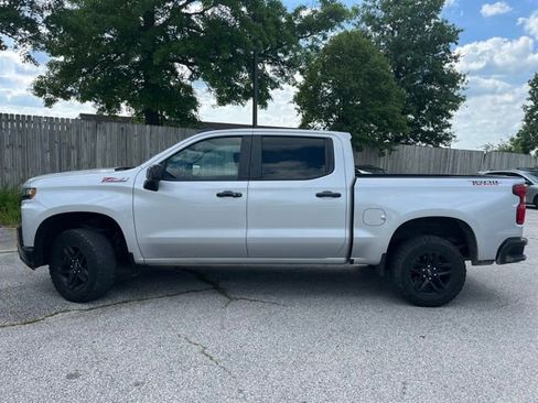 Used 2020 Chevrolet Silverado 1500 LT Trail Boss AWD/4WD image 3