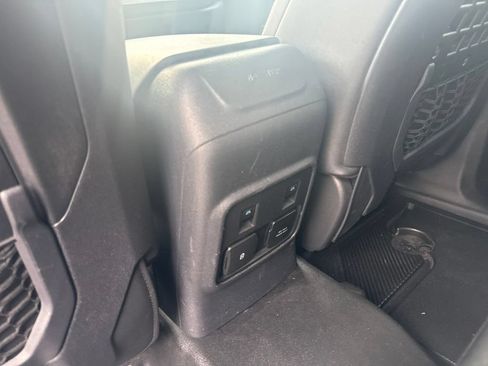 Used 2023 Ford Bronco Black Diamond AWD/4WD image 19