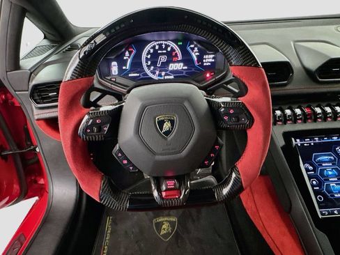Used 2021 Lamborghini Huracan EVO RWD image 11