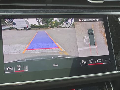 Used 2023 Audi Q7 3.0T Prestige w/ Prestige Package image 21