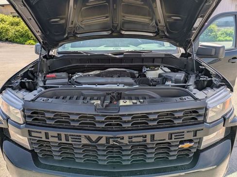 Used 2022 Chevrolet Silverado 1500 Custom AWD/4WD image 22