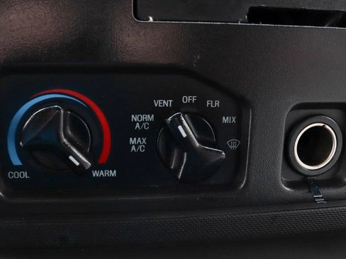 Used 2015 Ford E-450 and Econoline 450 Super Duty w/ Shuttle Bus Prep Package RWD image 30