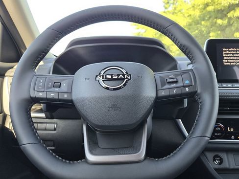 New 2026 Nissan Rogue SV AWD/4WD image 15