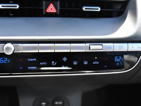Used 2024 Hyundai Ioniq 5 SE RWD image 26