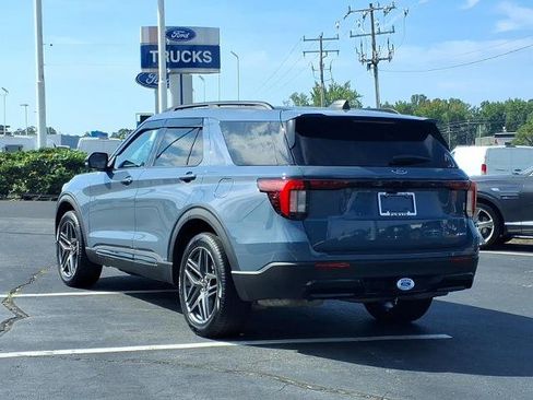 Certified 2025 Ford Explorer ST-Line w/ Premium Package AWD/4WD image 3