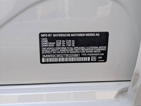Certified 2026 BMW 330i Sedan w/ M Sport Package RWD image 25