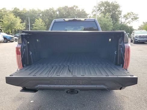 Used 2025 Toyota Tundra Platinum AWD/4WD image 9