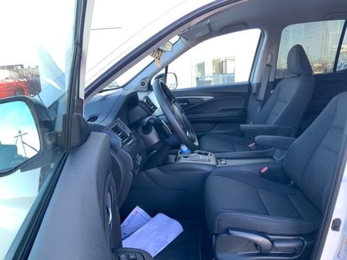 Used 2023 Honda Ridgeline Sport image 14