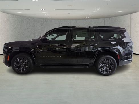 New 2026 Jeep Grand Wagoneer Limited w/ Convenience Group I image 3