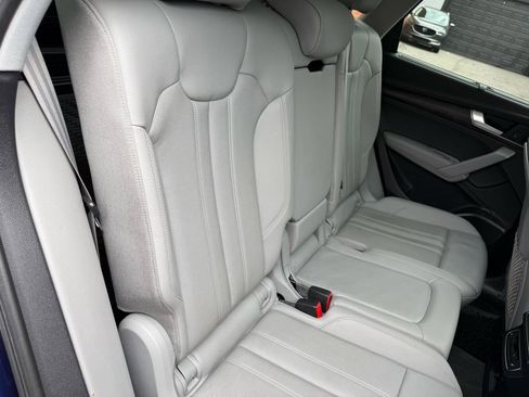 Used 2018 Audi Q5 2.0T Premium Plus w/ Premium Plus Package AWD/4WD image 8