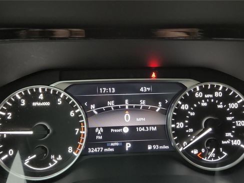 Used 2023 Nissan Pathfinder SL w/ SL Premium Package image 40