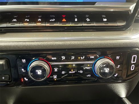 Used 2024 Chevrolet Silverado 1500 High Country w/ Technology Package image 18