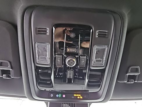 New 2026 GMC Yukon XL Denali image 23