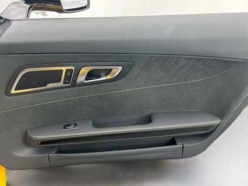 Used 2018 Mercedes-Benz AMG GT C image 21