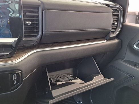 Used 2024 Chevrolet Silverado 2500 LT image 22