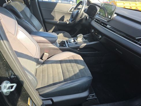 Used 2023 Mitsubishi Outlander SE AWD/4WD image 8