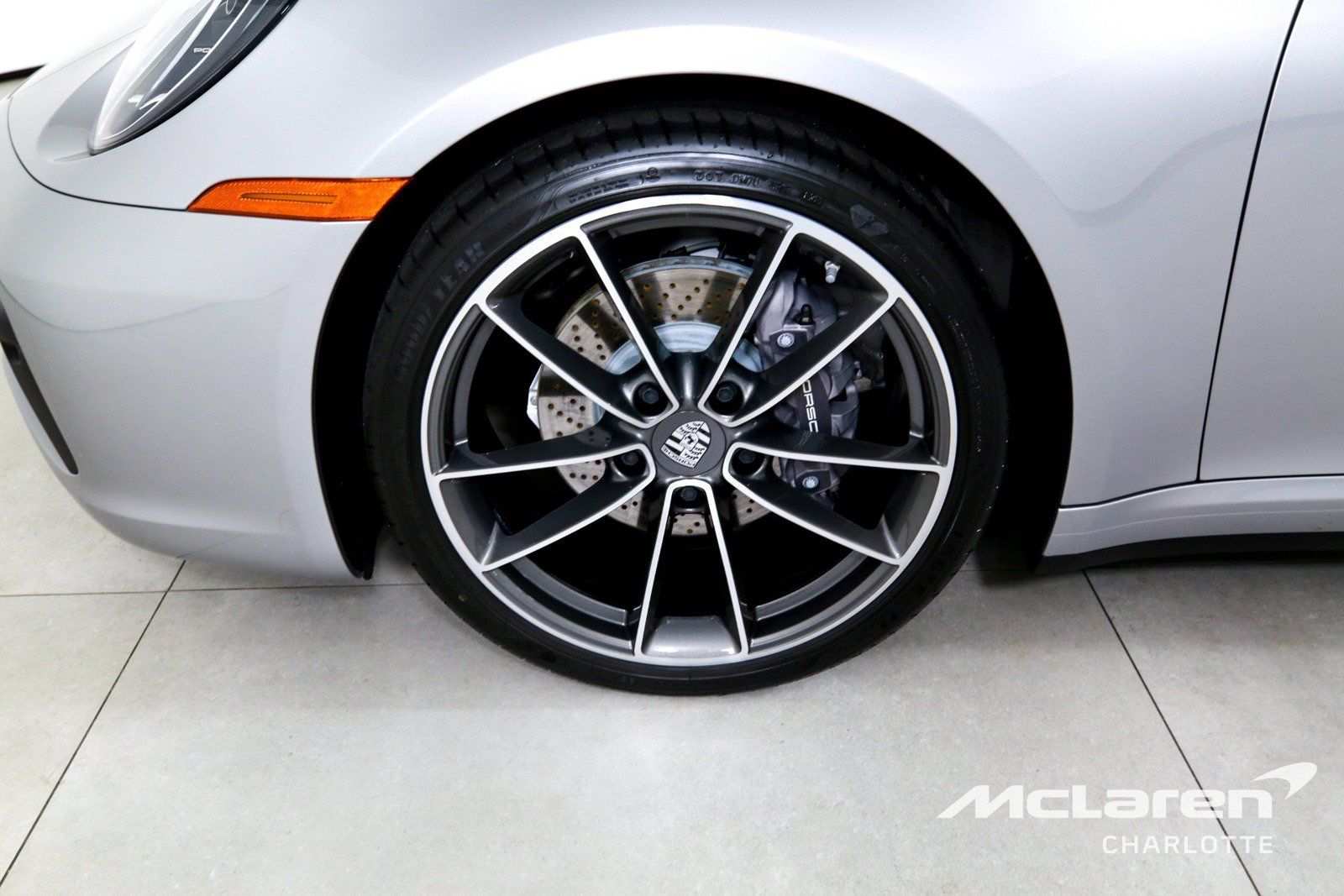 Used 2023 Porsche 911 Carrera RWD image 27