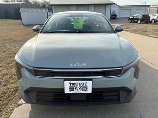 Used 2025 Kia K4 LXS video 2