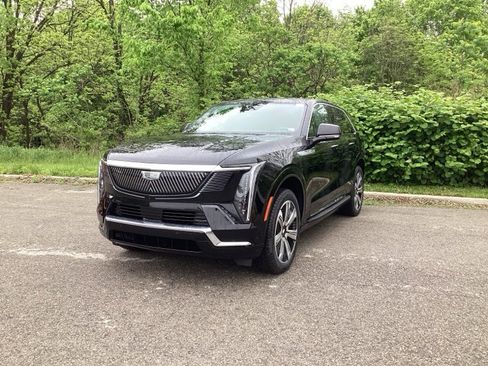 New 2025 Cadillac Escalade IQ Luxury 1 image 3