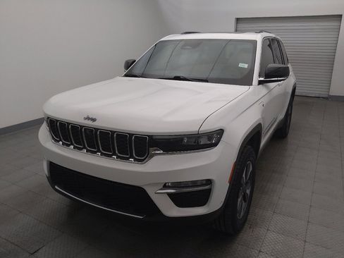 Used 2022 Jeep Grand Cherokee Limited 4xe w/ Luxury Tech Group II image 15