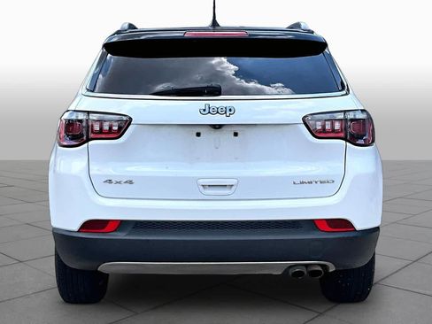 Used 2022 Jeep Compass Limited AWD/4WD image 5