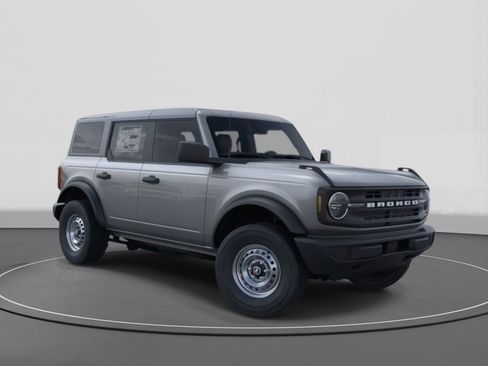 New 2025 Ford Bronco 4-Door image 7