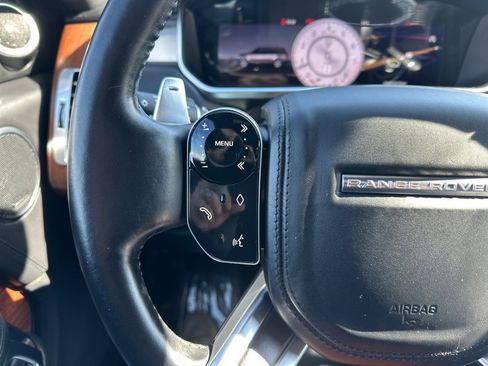 Used 2021 Land Rover Range Rover SV Autobiography Dynamic image 26