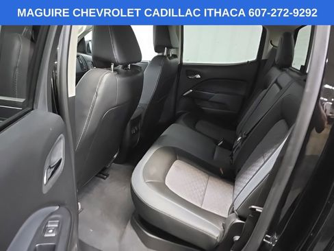 Used 2022 Chevrolet Colorado Z71 image 30