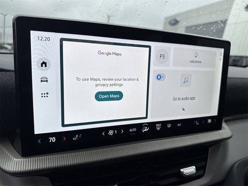 Used 2025 Ford Explorer Active image 27