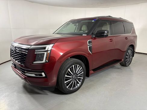 Used 2025 Nissan Armada Platinum Reserve AWD/4WD image 4