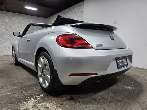 Used 2013 Volkswagen Beetle 2.5 image 32