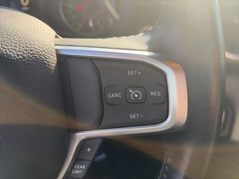Used 2024 RAM 2500 Big Horn AWD/4WD image 16