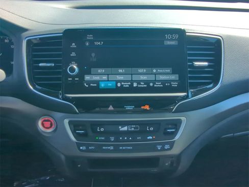 New 2026 Honda Ridgeline RTL image 17