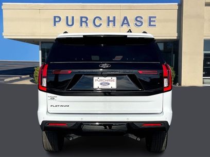 New 2026 Ford Expedition Platinum w/ Stealth Performance Package