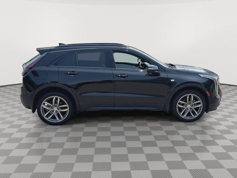 Certified 2022 Cadillac XT4 Sport AWD/4WD image 2