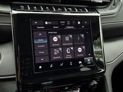 Certified 2023 Jeep Grand Cherokee Laredo X AWD/4WD image 24