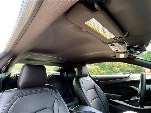 Certified 2022 Chevrolet Camaro SS image 25