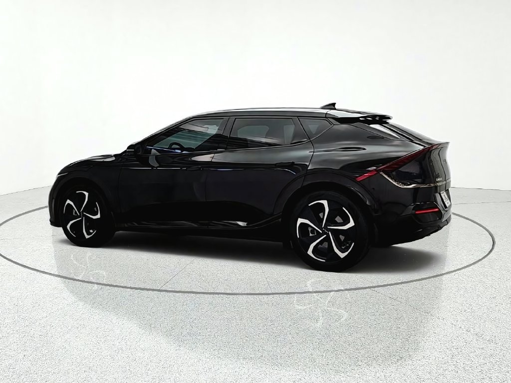 Used 2022 Kia EV6 GT-Line w/ GT-Line Suede Seat Package AWD/4WD image 5