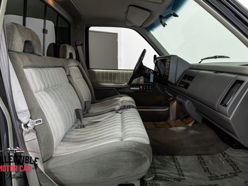 Used 1993 GMC Sierra 1500 2WD Regular Cab image 89