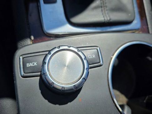 Used 2012 Mercedes-Benz C 300 4MATIC Sedan image 24