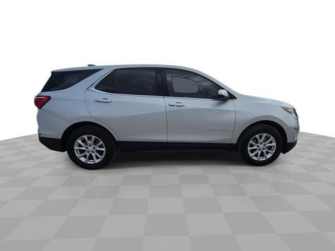 Used 2018 Chevrolet Equinox LT FWD image 9