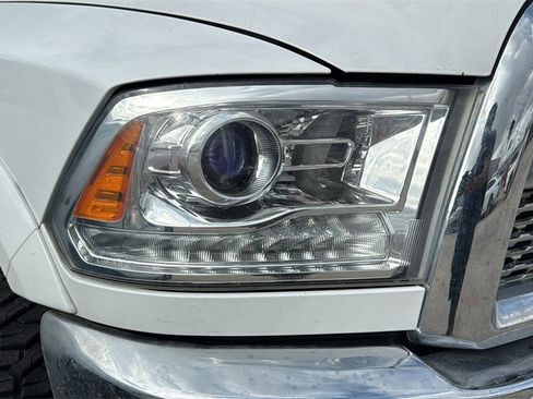 Used 2016 RAM 2500 Laramie w/ Convenience Group image 8